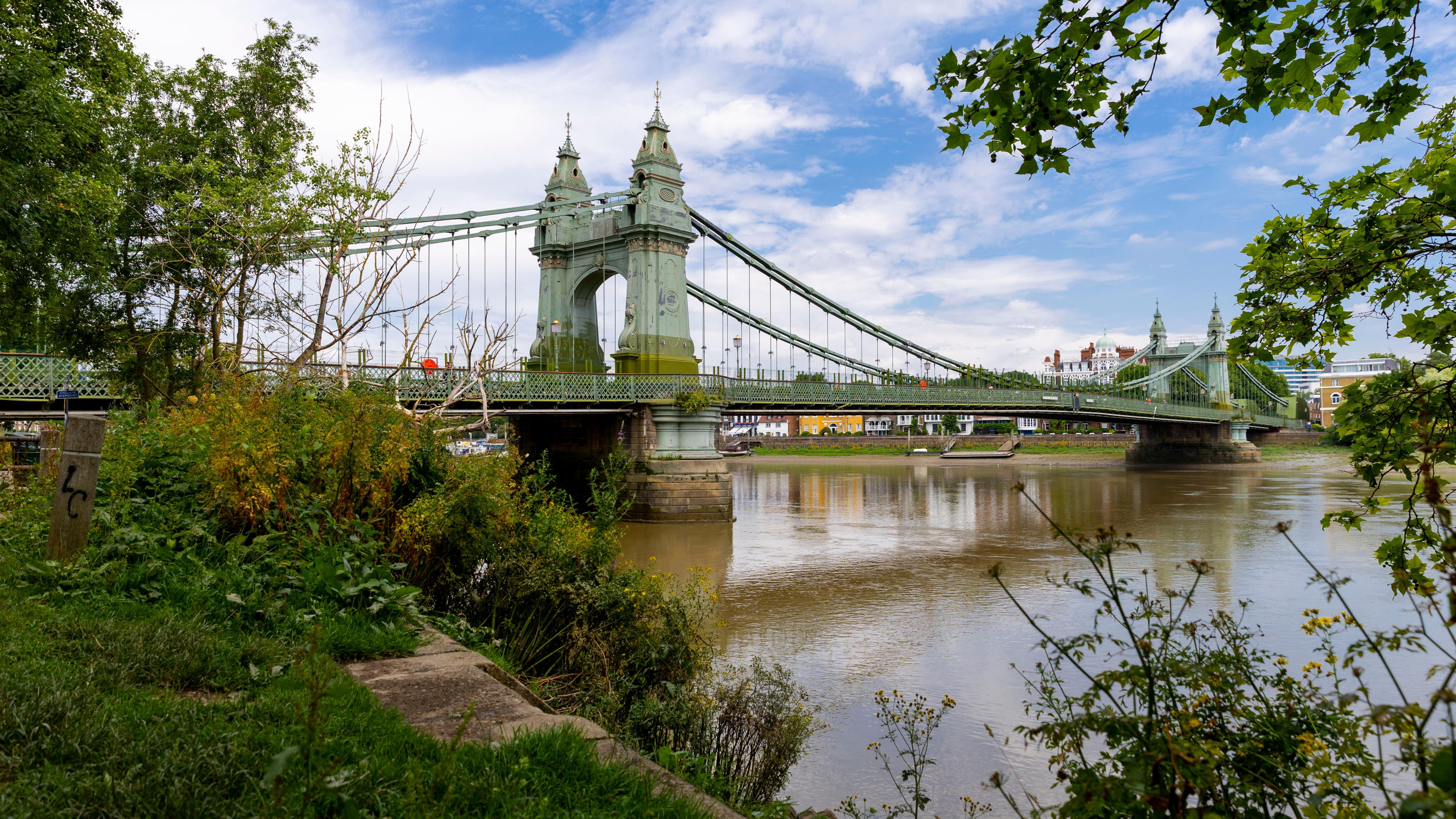 Body Discovered Near Hammersmith Bridge Sparks Police Investigation